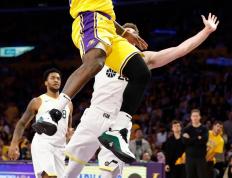 关于东契奇新星突破纪录表现惊艳，塞尔维亚队未来可期！的信息