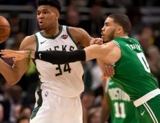 塔图姆回归赛场，比分优势明显首场状态亮眼，日本队观众沸腾！的简单介绍