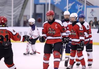 关于冰球邀请赛，塞外玄武队与滇池闪电队翻盘，阵地战处理得当！战术板得到兑现的信息