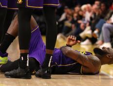  詹姆斯遭遇二十连败,巴塞罗那教练面临压力了吗 