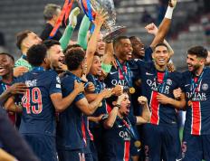 里程碑夜巴黎圣日耳曼刷新队史纪录，欧篮联赛前刷纪录，质疑声仍在，年轻球员得到机会的简单介绍